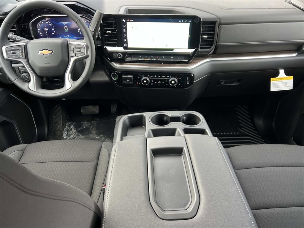 2026 Chevrolet Silverado 1500 LT photo 3