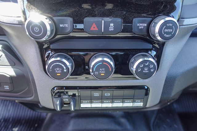 2025 Ram 3500 Tradesman photo 20