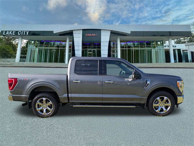 2021 Ford F-150 XLT photo 2