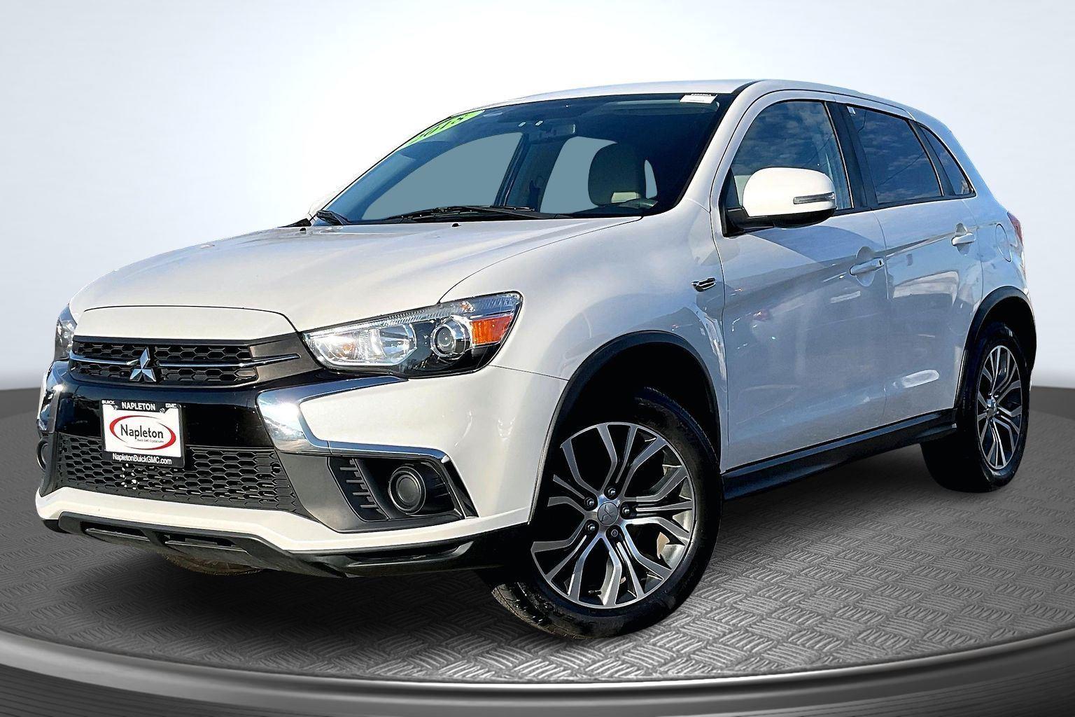 2018 Mitsubishi Outlander Sport ES's photo