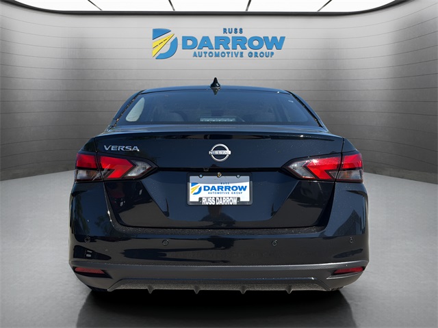 2025 Nissan Versa 1.6 SV photo 4