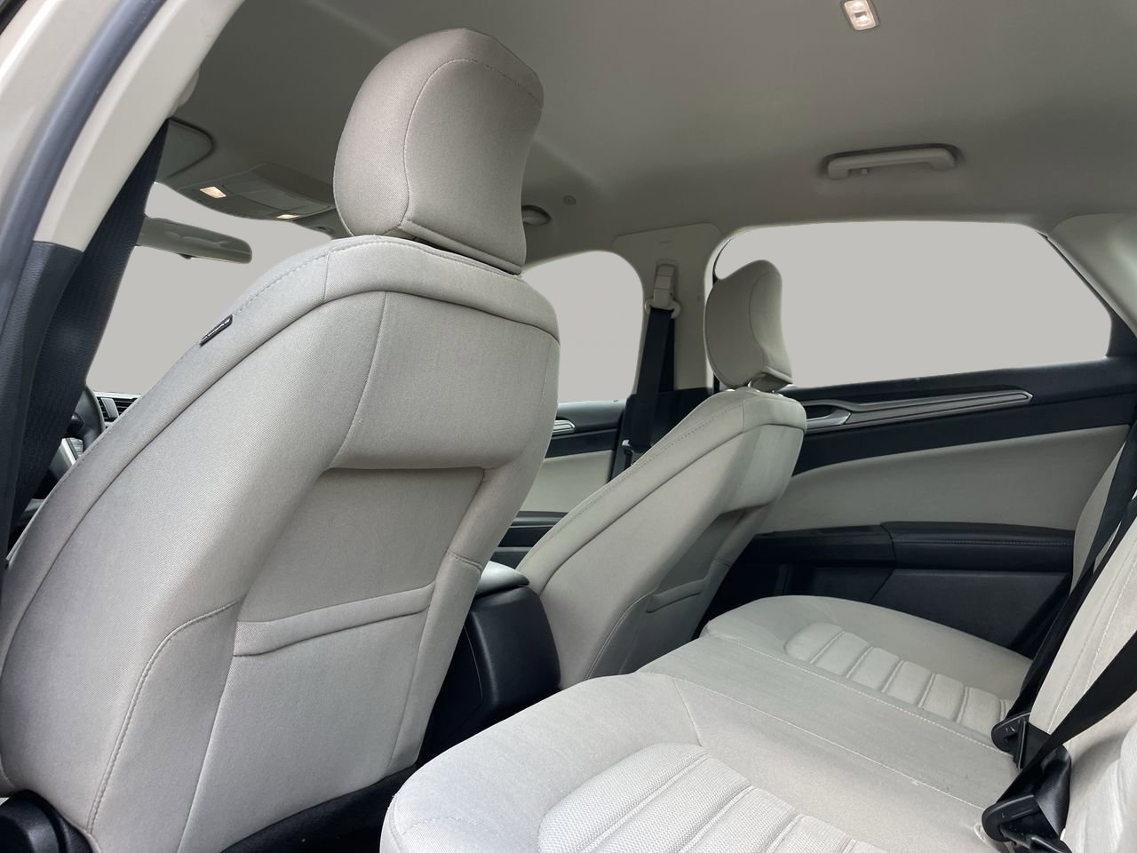 2018 Ford Fusion Hybrid S photo 14