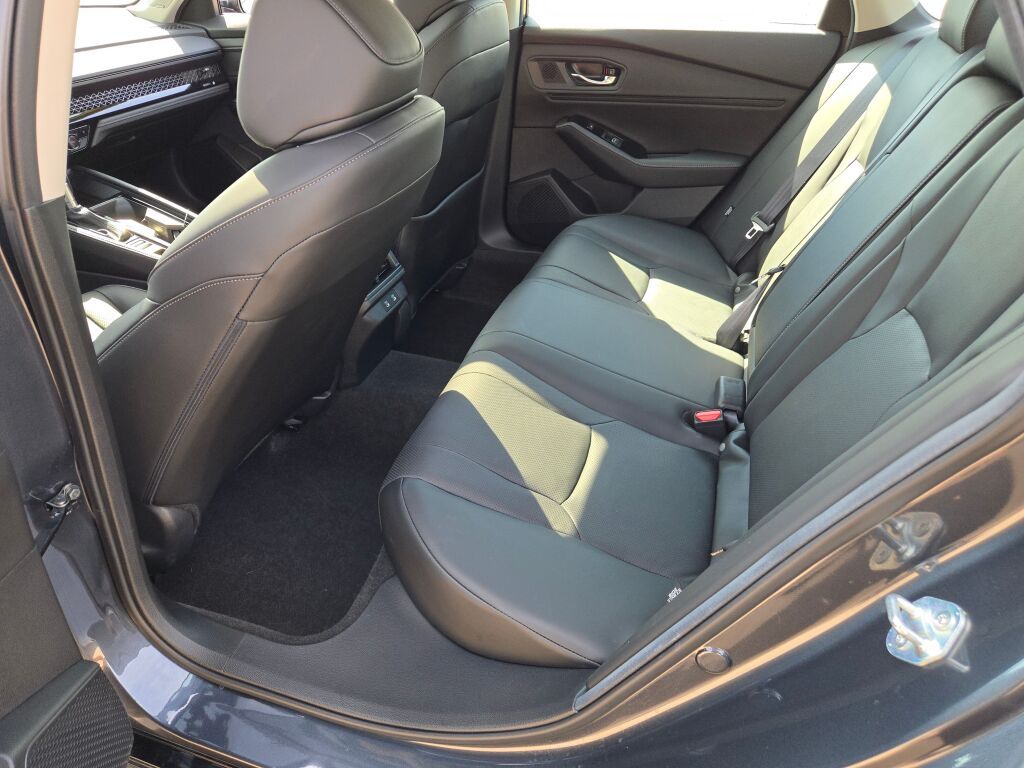 2024 Honda Accord Hybrid Touring photo 13