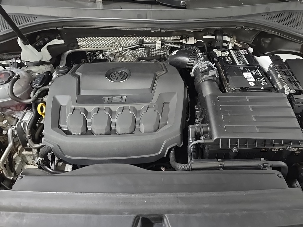 2022 Volkswagen Tiguan S photo 12