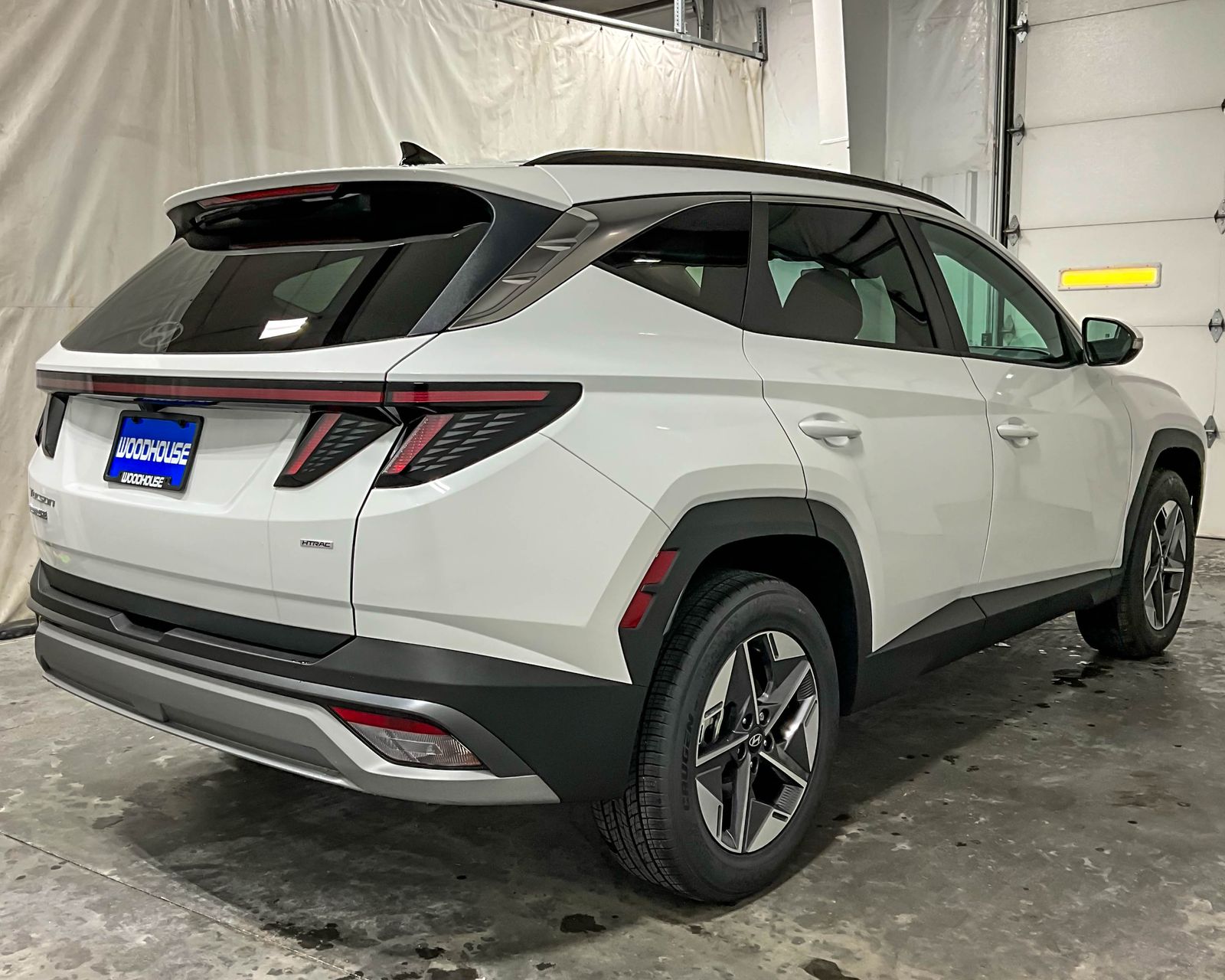2025 Hyundai Tucson SEL Convenience photo 2
