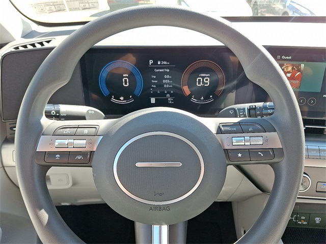 2026 Hyundai Kona SE photo 13