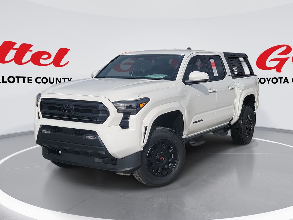 2025 Toyota Tacoma SR5's photo