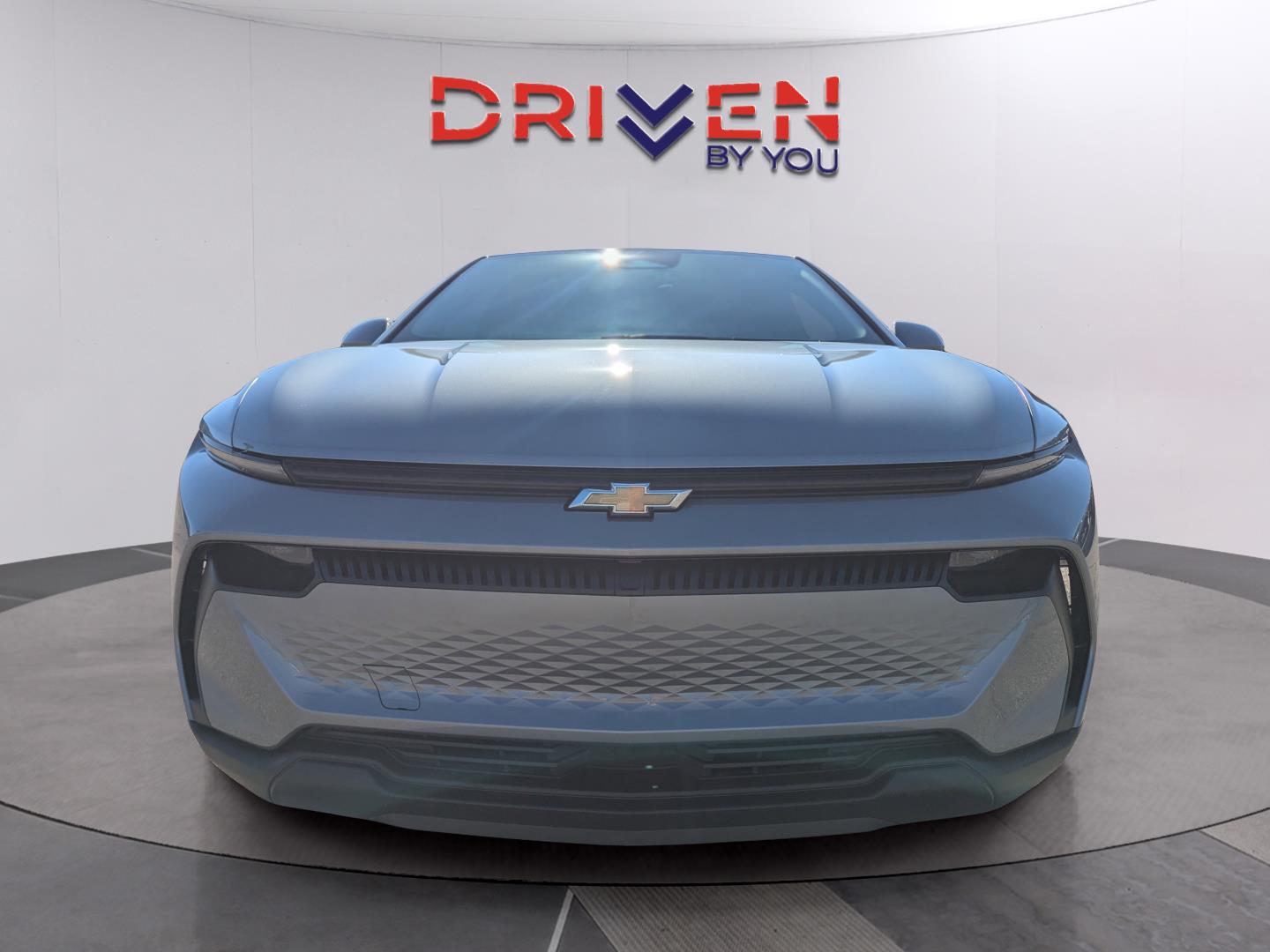 2026 Chevrolet Equinox EV 1LT photo 4