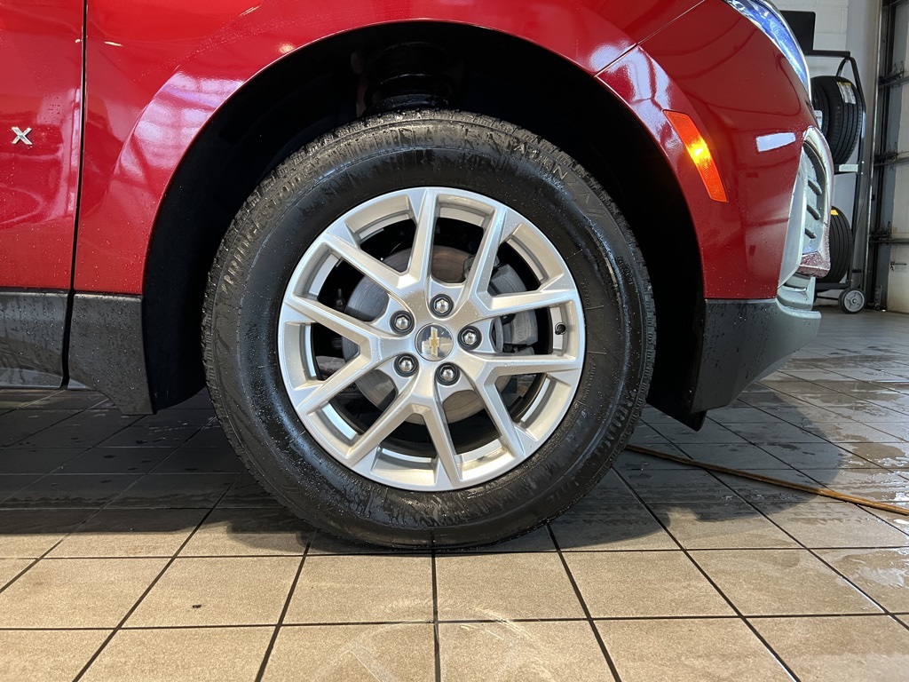 2023 Chevrolet Equinox LT photo 11