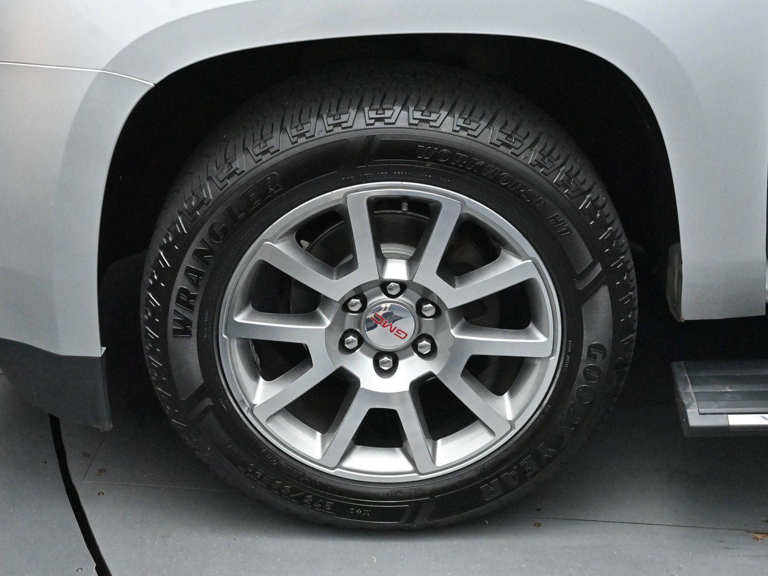 2020 Gmc Yukon Denali photo 35