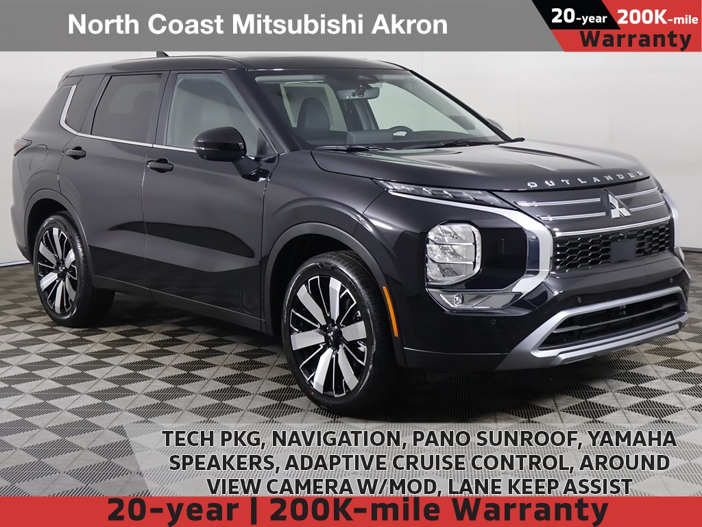 2025 Mitsubishi Outlander SE's photo