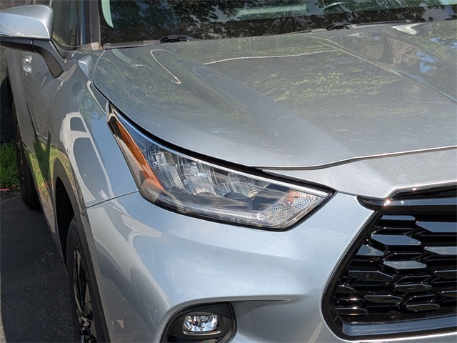 2020 Toyota Highlander XLE photo 4