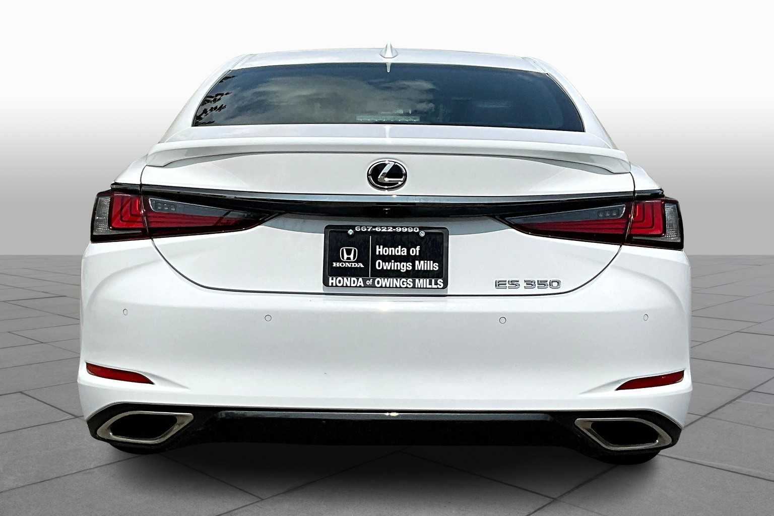 2022 Lexus ES F SPORT Handling photo 4
