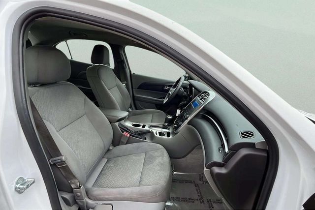 2016 Chevrolet Malibu Limited LS photo 18