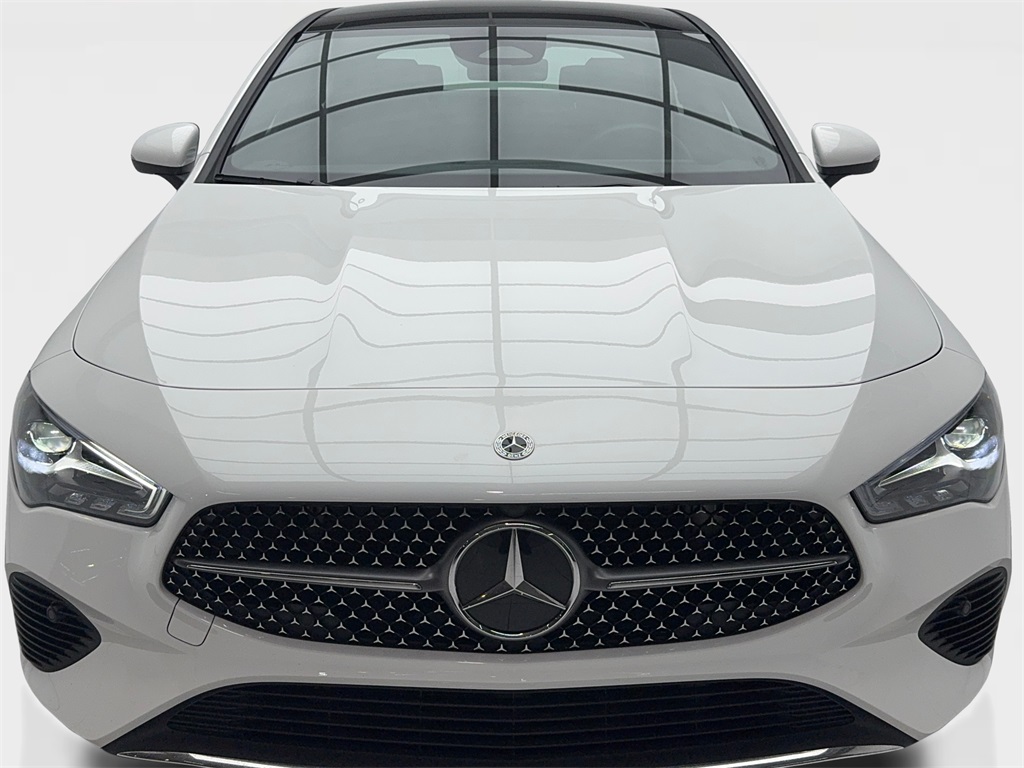 2025 Mercedes Benz CLA 250 4MATIC photo 3