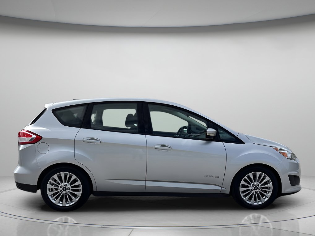 2017 Ford C-Max Hybrid SE photo 2