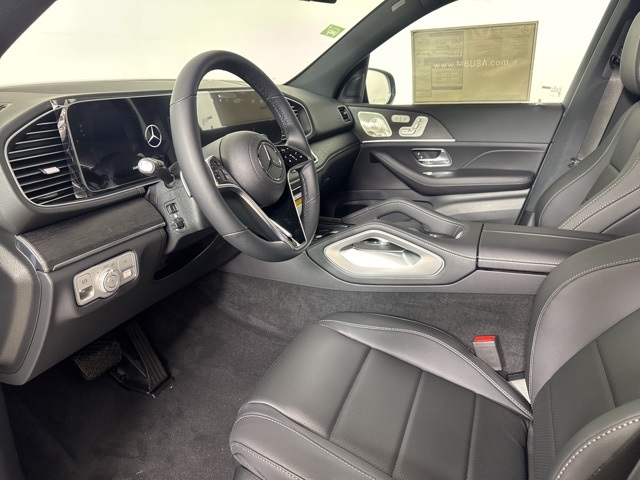 2026 Mercedes Benz GLE 450e 4MATIC photo 9