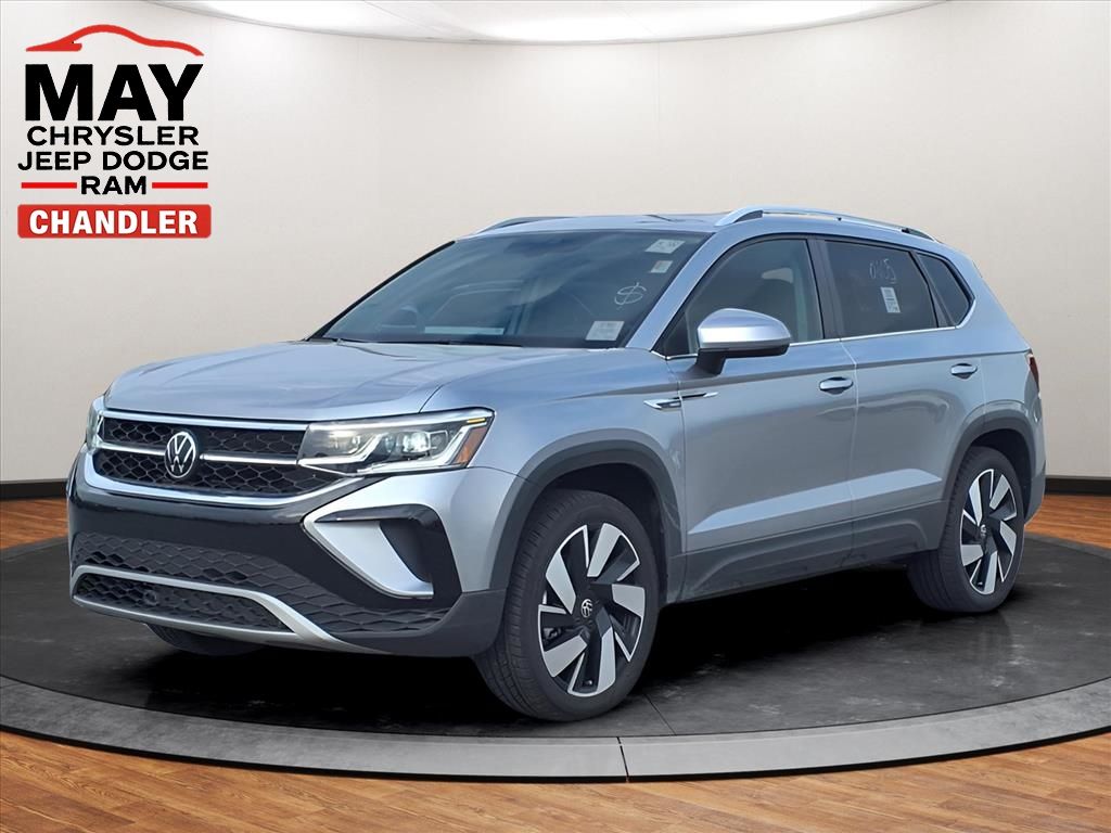 2024 Volkswagen Taos SEL's photo