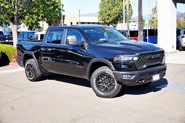 New 2026 Diamond Black Crystal Pearl-Coat Exterior Paint RAM Rebel image 3