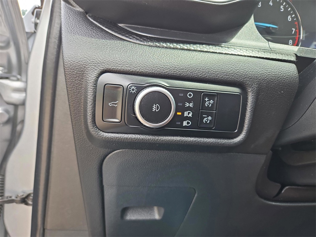 2024 Ford Explorer ST-Line photo 25