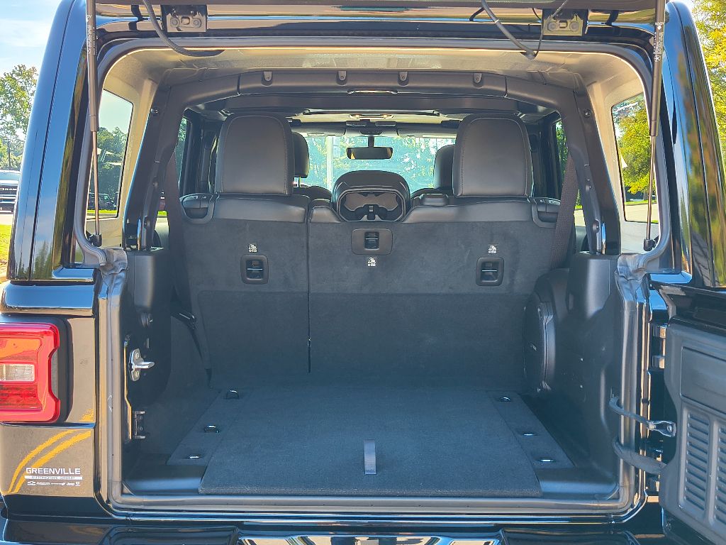 2023 Jeep Wrangler High Altitude photo 25