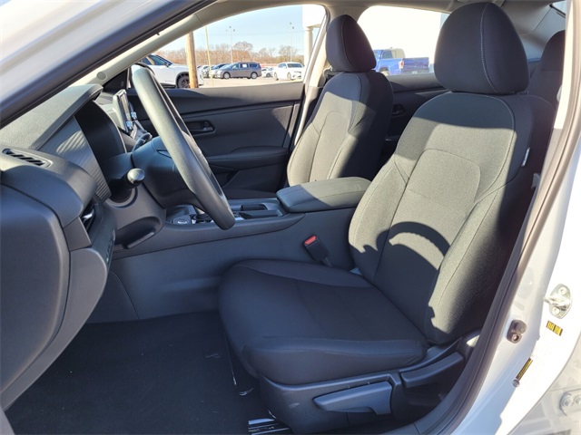 2025 Nissan Sentra S photo 5