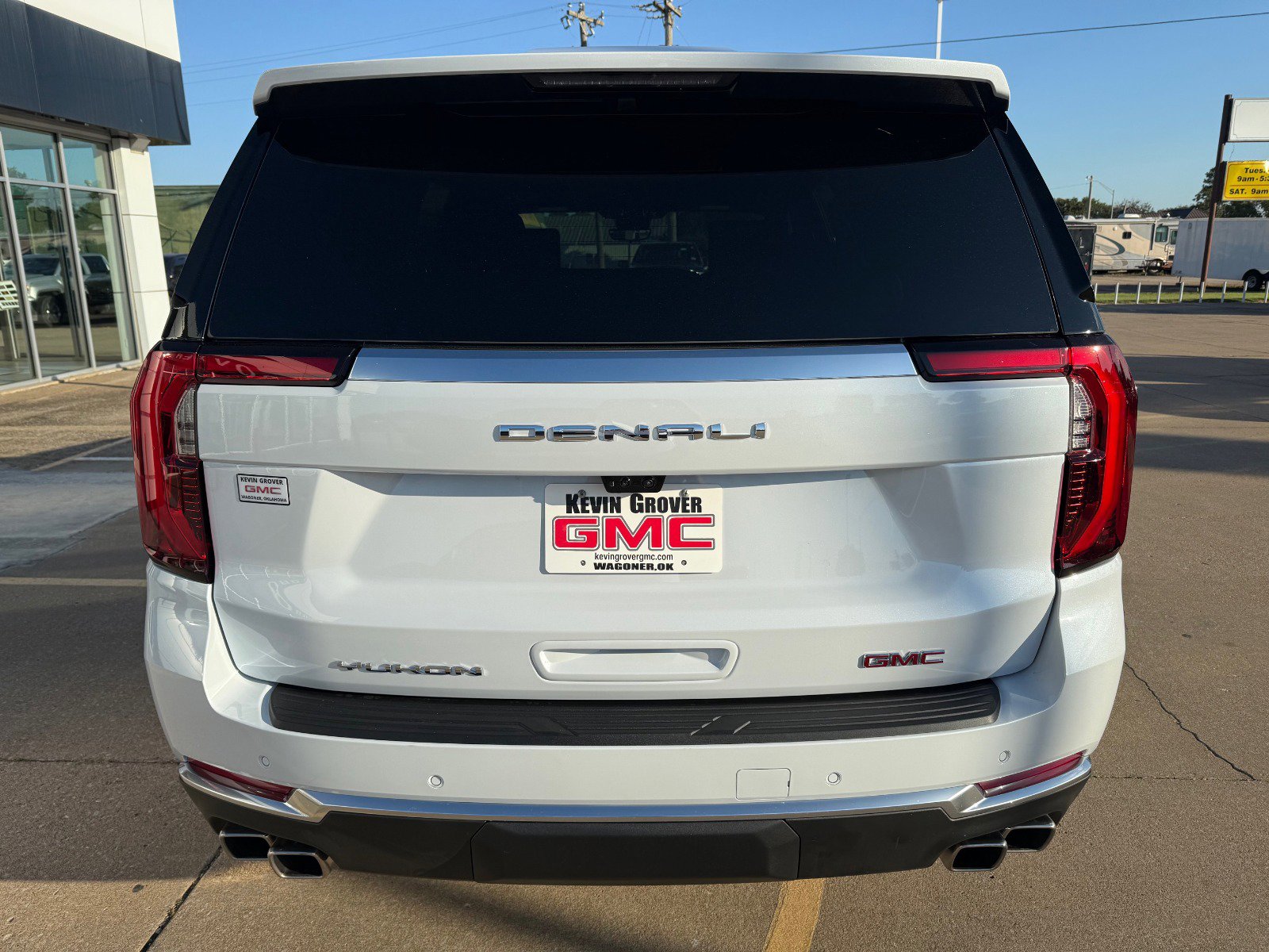 2026 Gmc Yukon Denali photo 2