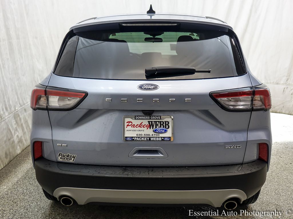 2022 Ford Escape SE photo 4