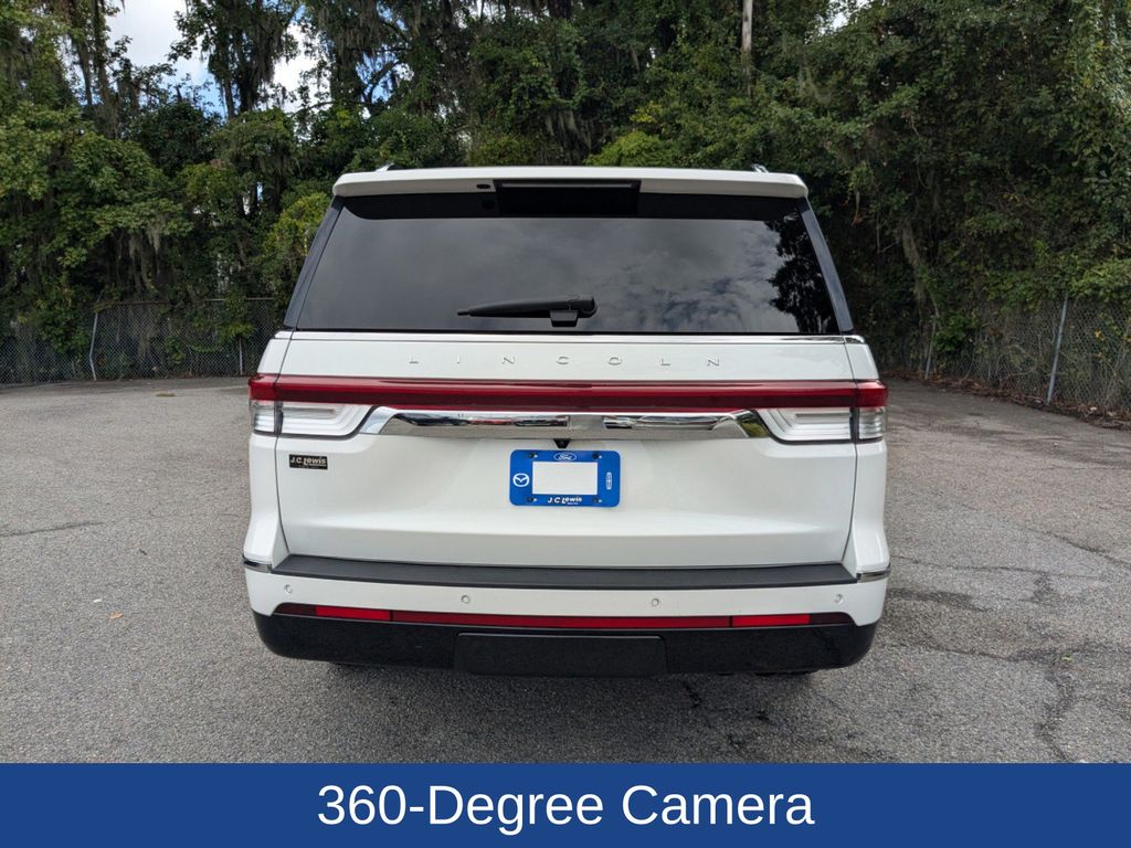 2023 Lincoln Navigator L Reserve photo 3