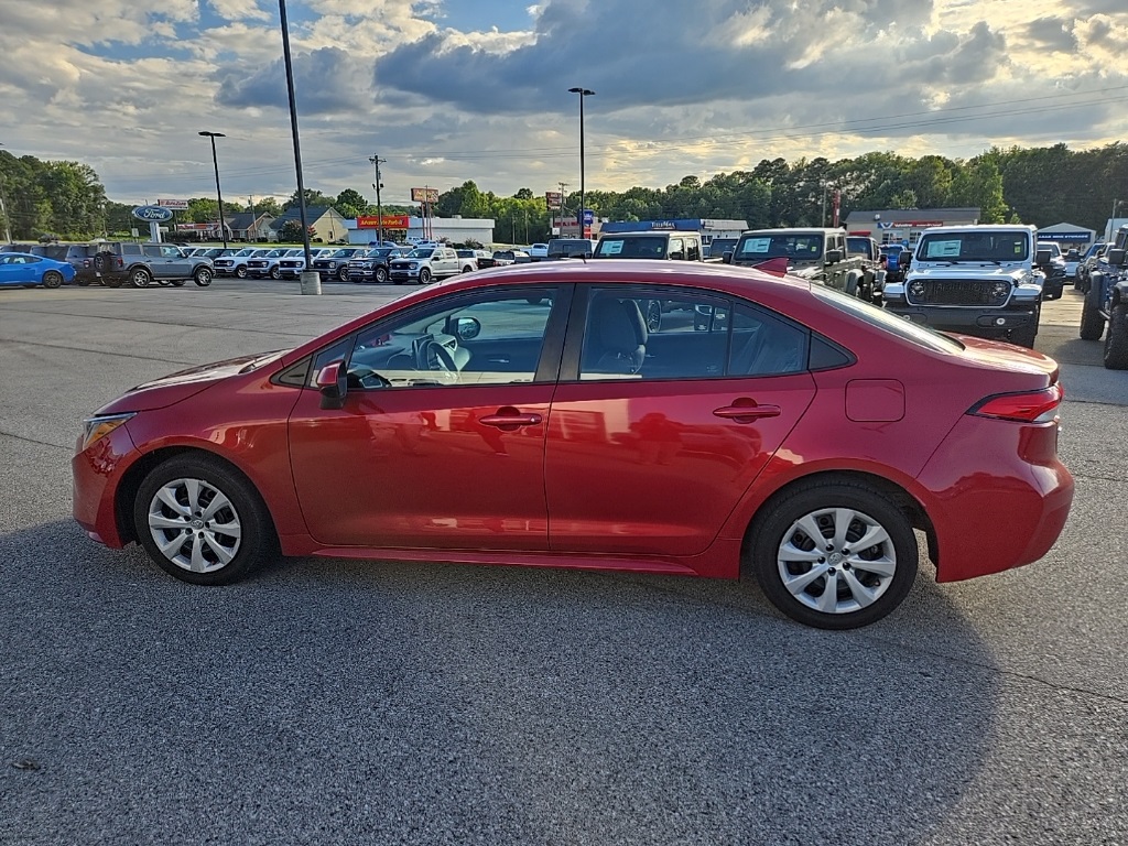 Used 2021 Toyota Corolla LE with VIN 5YFEPMAEXMP239523 for sale in Arab, AL