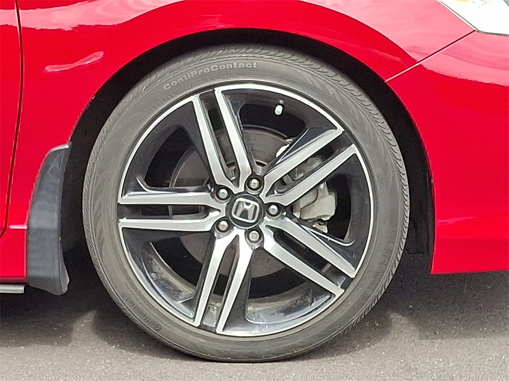2017 Honda Accord Sport photo 9
