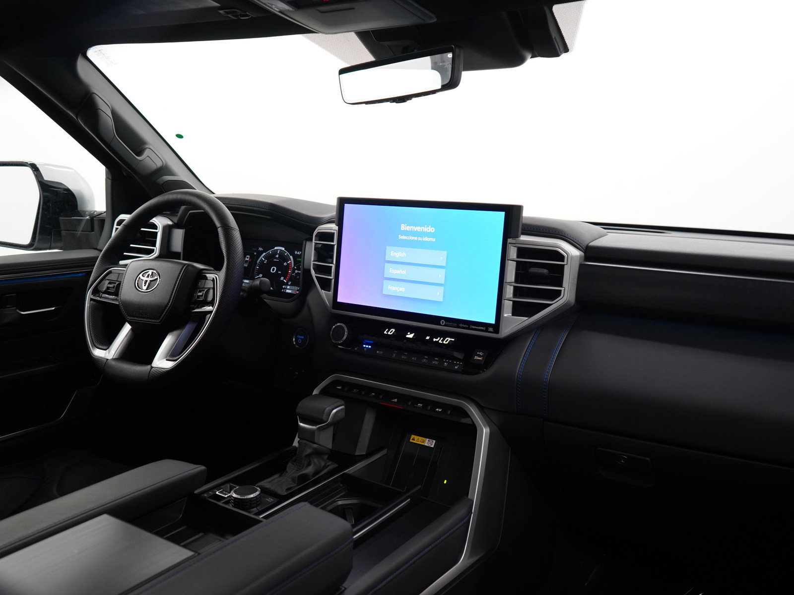 2023 Toyota Tundra Platinum CrewMax photo 8
