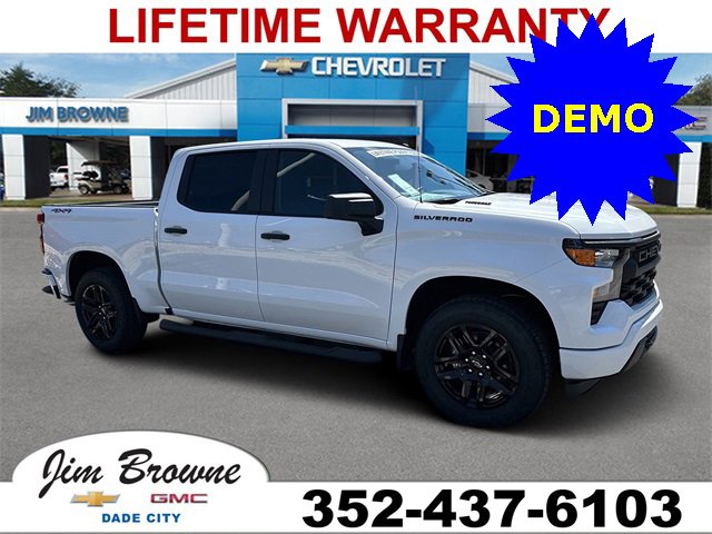 2026 Chevrolet Silverado Base's photo