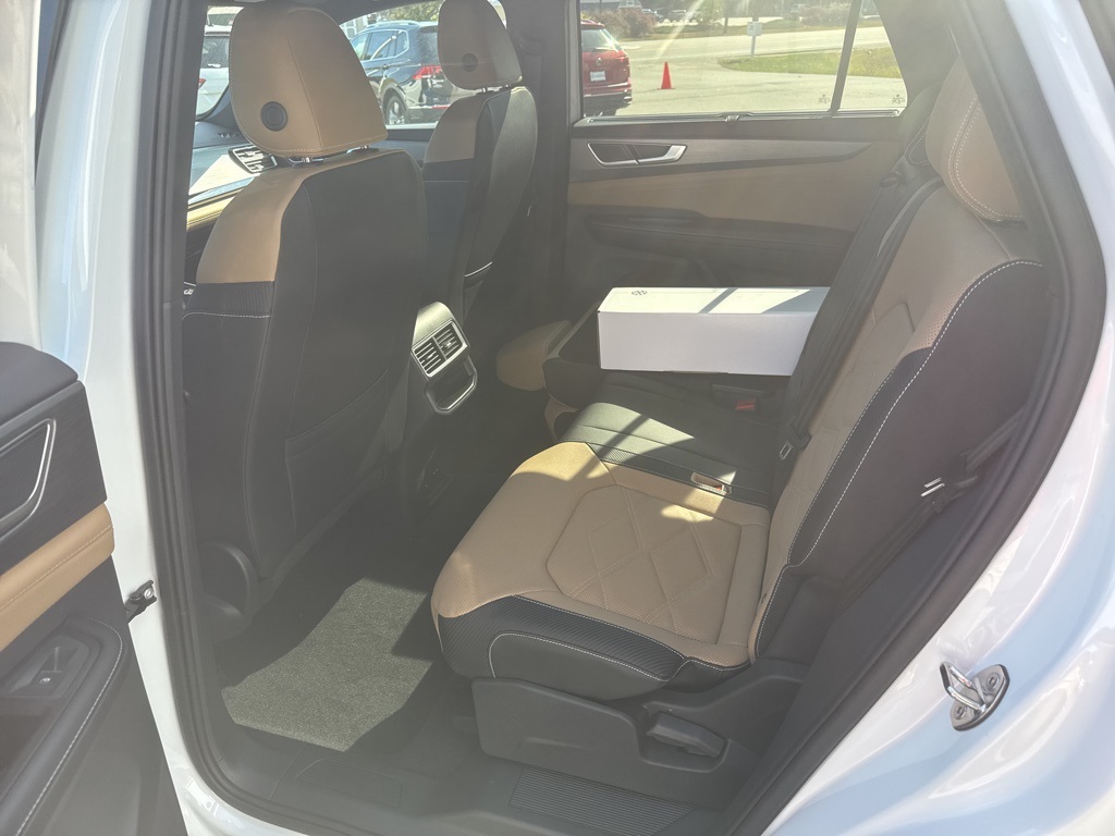 2026 Volkswagen Atlas Cross Sport SE Technology photo 21