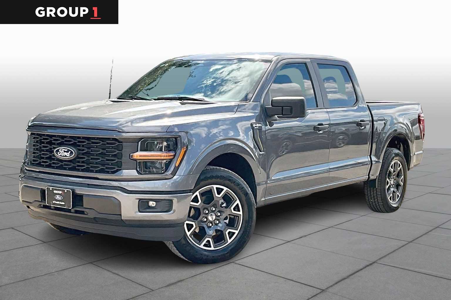 2025 Ford F-150 STX's photo