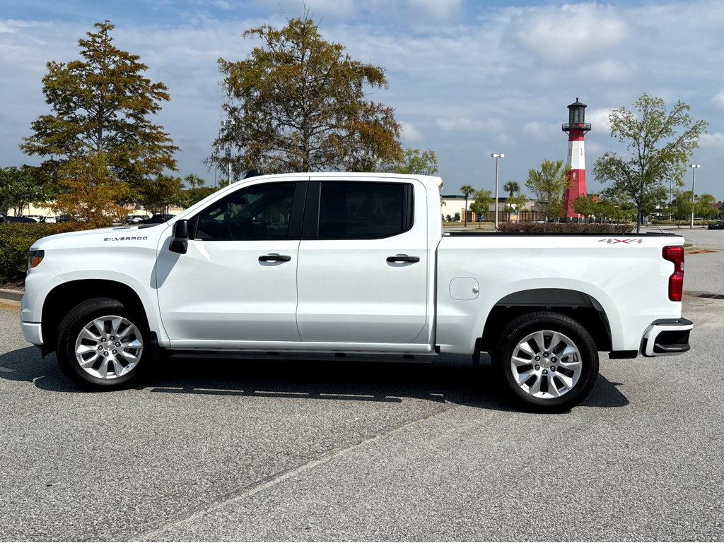 2025 Chevrolet Silverado 1500 Custom photo 24