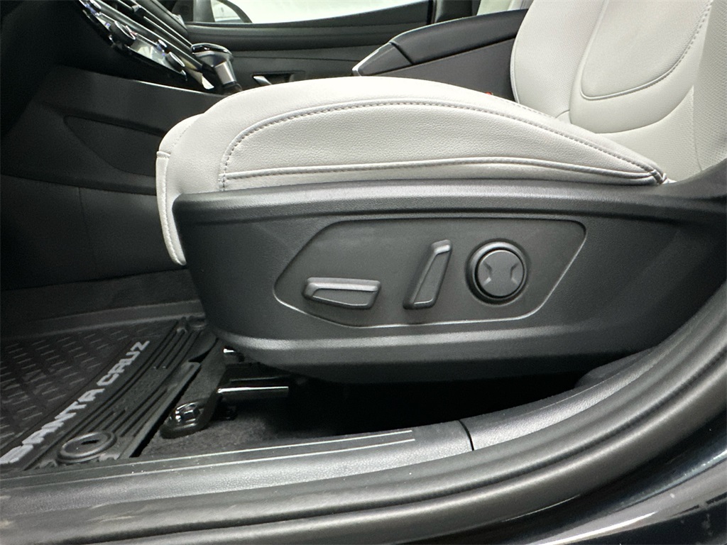 2025 Hyundai Santa Cruz SEL photo 8