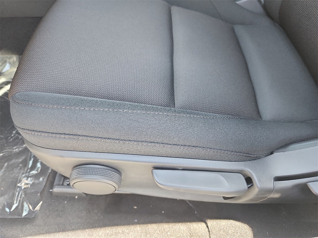 2025 Mazda Mazda3 2.5 s photo 11