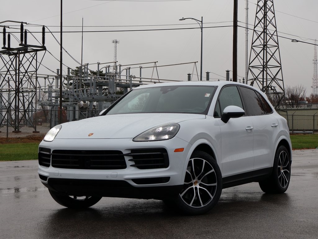 2022 Porsche Cayenne Platinum Edition's photo