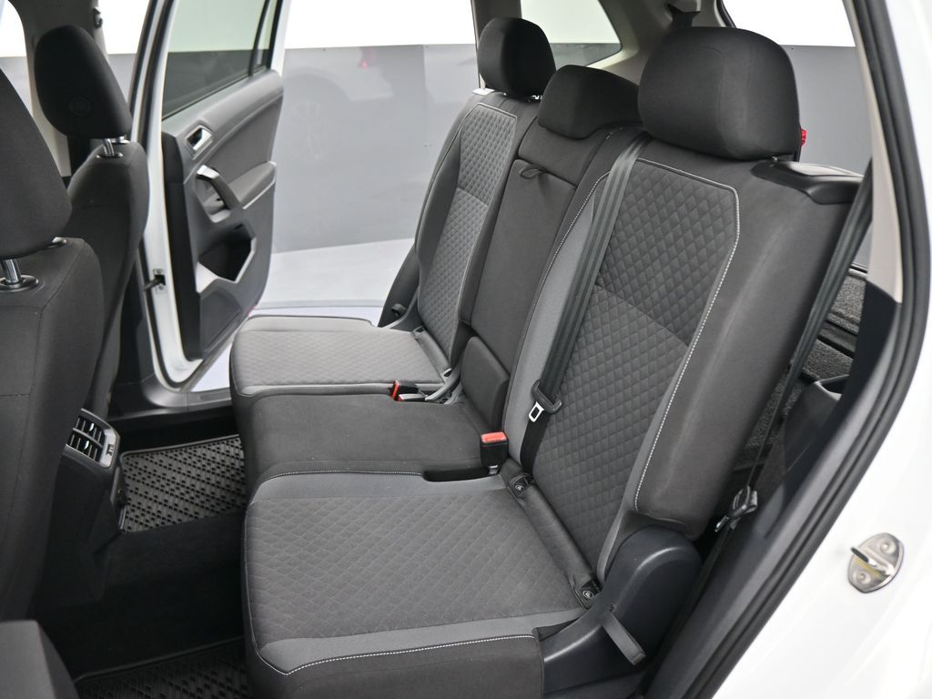 2021 Volkswagen Tiguan S photo 38