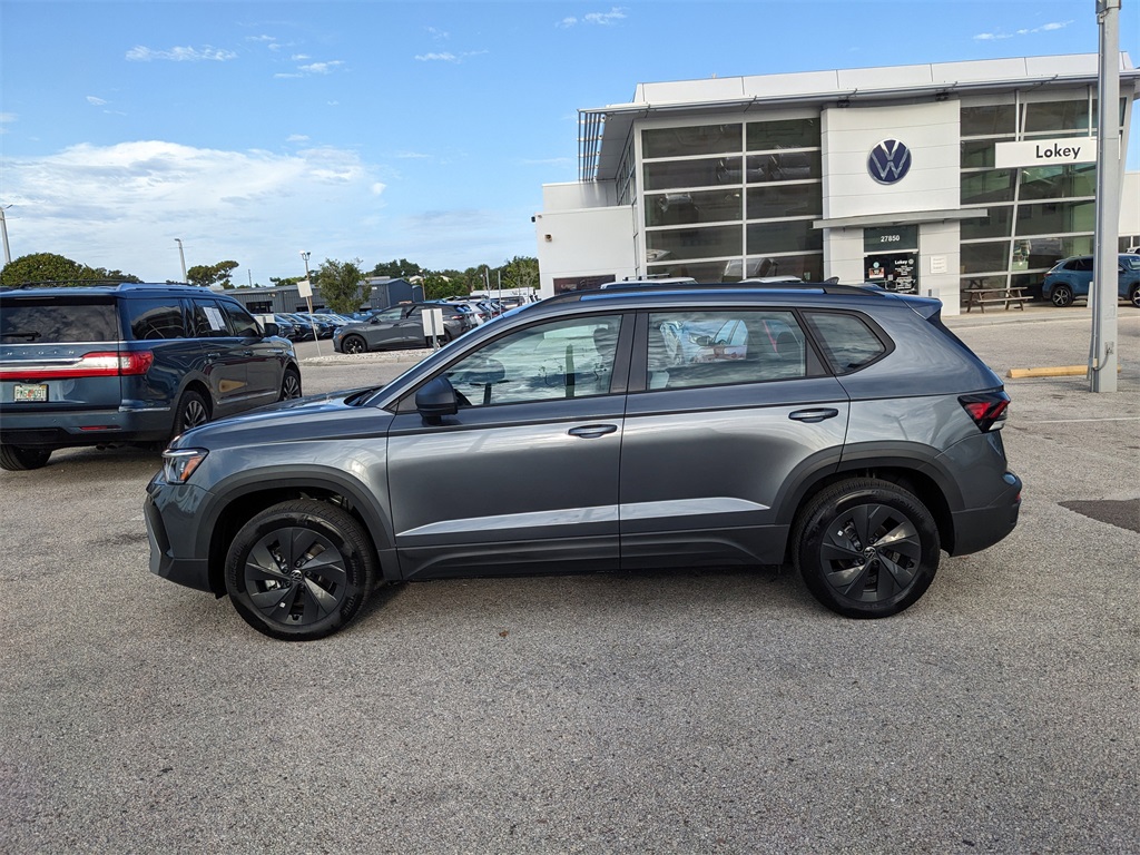 2025 Volkswagen Taos S photo 4