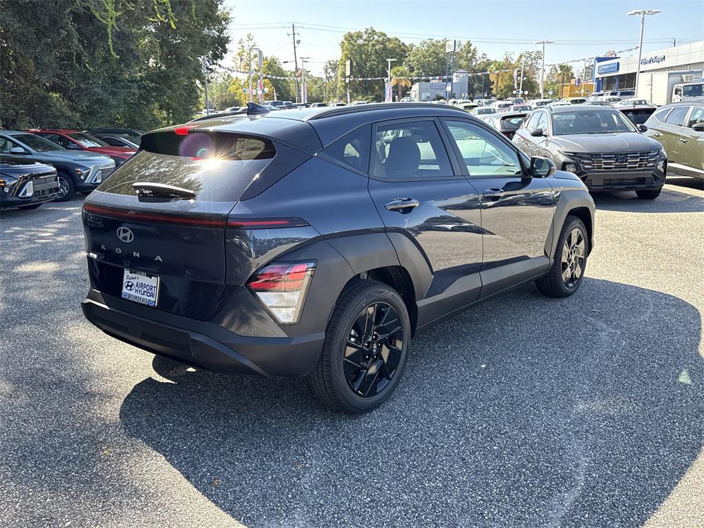 2026 Hyundai Kona SEL photo 3