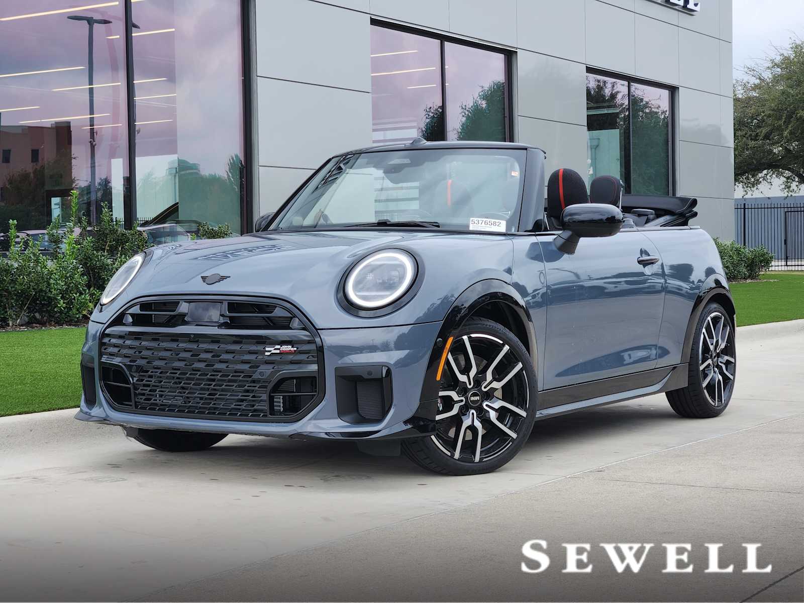 2026 MINI Convertible S's photo