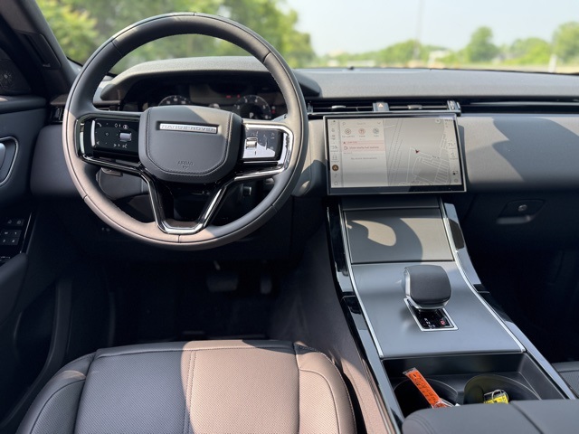 2026 Land Rover Range Rover Velar S photo 12