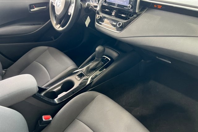 2021 Toyota Corolla LE photo 12