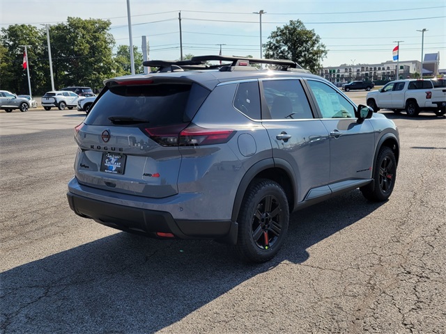 2026 Nissan Rogue SV photo 3