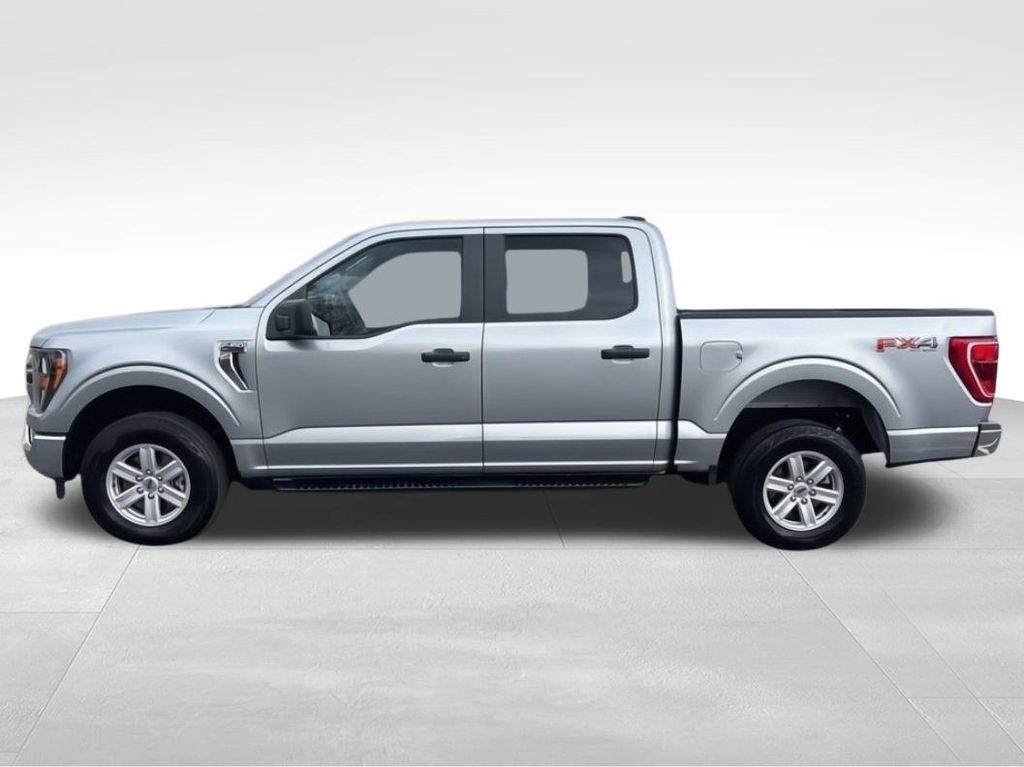 2023 Ford F-150 XLT photo 3