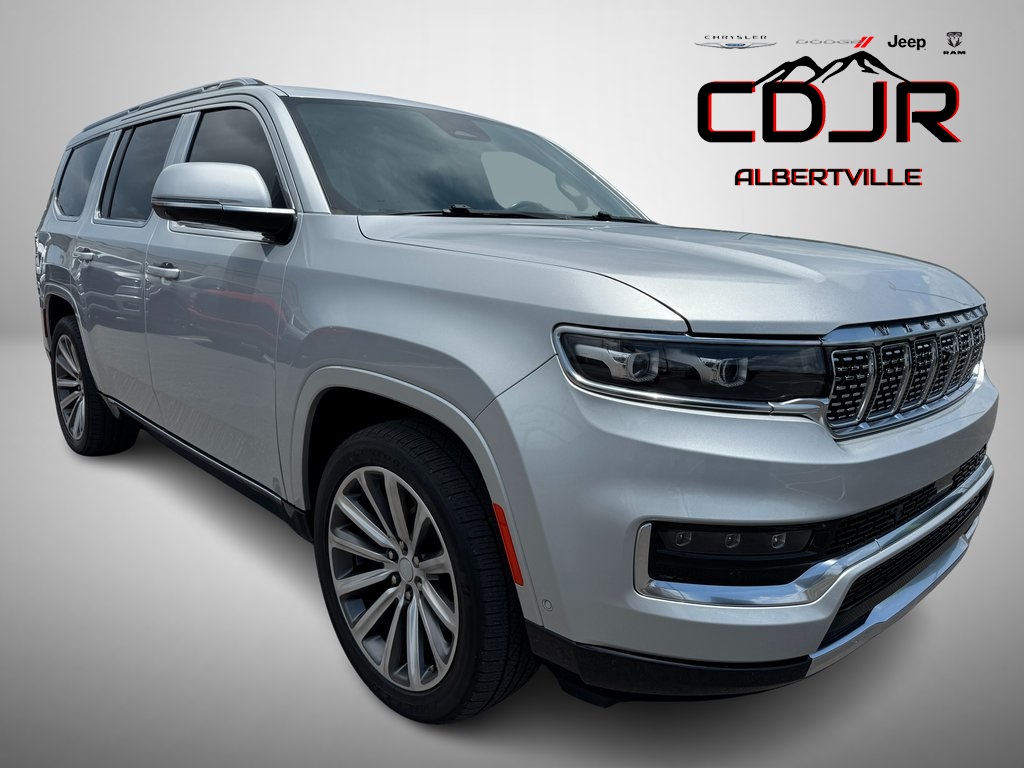 2022 Jeep Grand Wagoneer Series II's photo