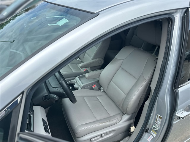 2013 Honda Odyssey Touring Elite photo 11