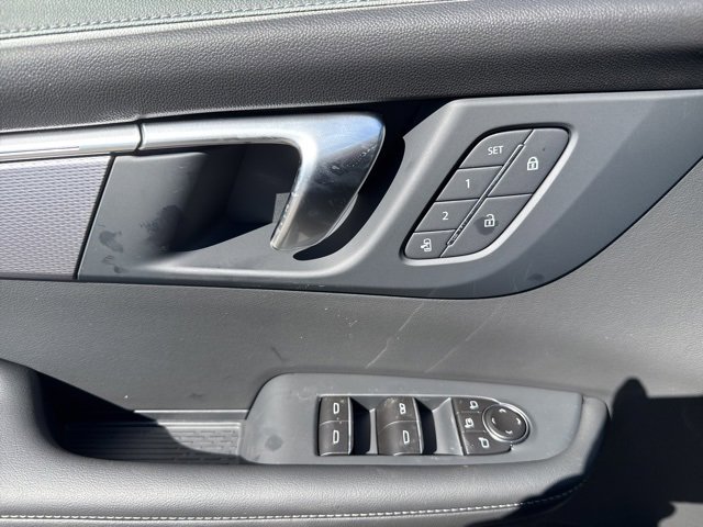 2026 Buick Enclave Sport Touring photo 9